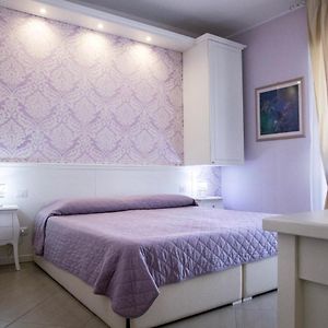 Kamer met een Queen Size Bed
